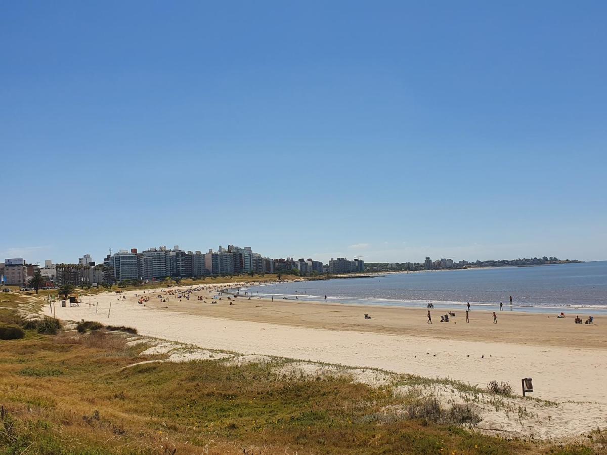 Modern Apartment First Line Beach Montevideo Uy מראה חיצוני תמונה
